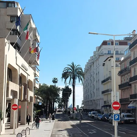 Rue D'antibes - 2 Minutes Walk From Beach, Palais Des Festivals, Boulevard De La Croisette - Free Parking - Gray D'albion Cannes