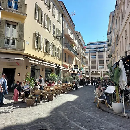 Rue D'antibes - 2 Minutes Walk From Beach, Palais Des Festivals, Boulevard De La Croisette - Free Parking - Gray D'albion Apartment Cannes