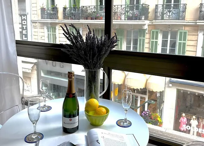 Gray D'albion - Rue D'antibes - 2 Minutes Walk From Beach, Palais Des Festivals, Boulevard De La Croisette - Free Parking Apartment Cannes